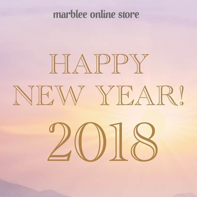 Marbleeのインスタグラム：「🎉Happy new year🎉 2018年もMarbleeをよろしくお願いします❣️ . . #marblee #マーブリー #happynewyear #newyear #2018 #新年のご挨拶 #2018年 #今年もよろしくお願いします #新年 #元旦 #お正月 #welcome2018 #hello2018」