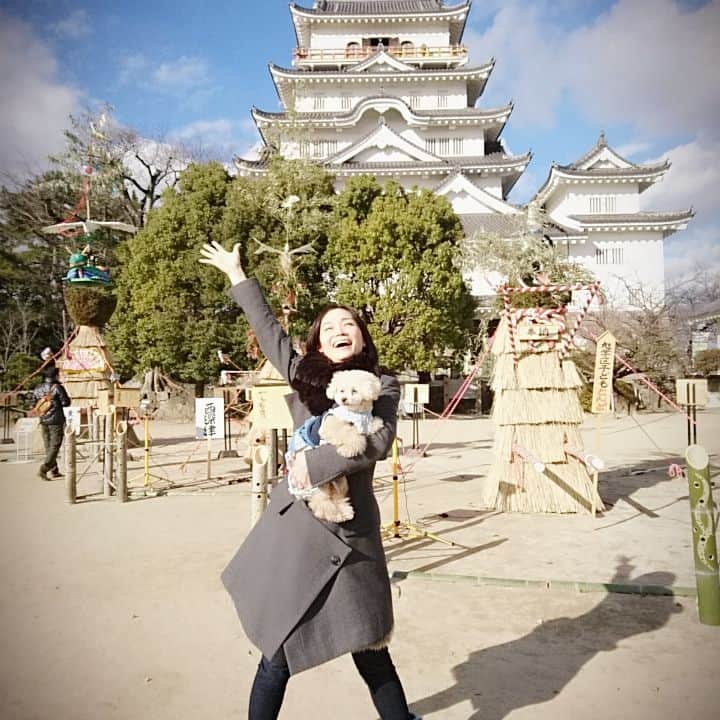 星奈優里さんのインスタグラム写真 - (星奈優里Instagram)「明けましておめでとうございます☺今年も良い年であります様に✨ #2018年  #明けましておめでとうございます  #戌年  #福山城  #めでたい」1月1日 15時52分 - yuri_hoshina