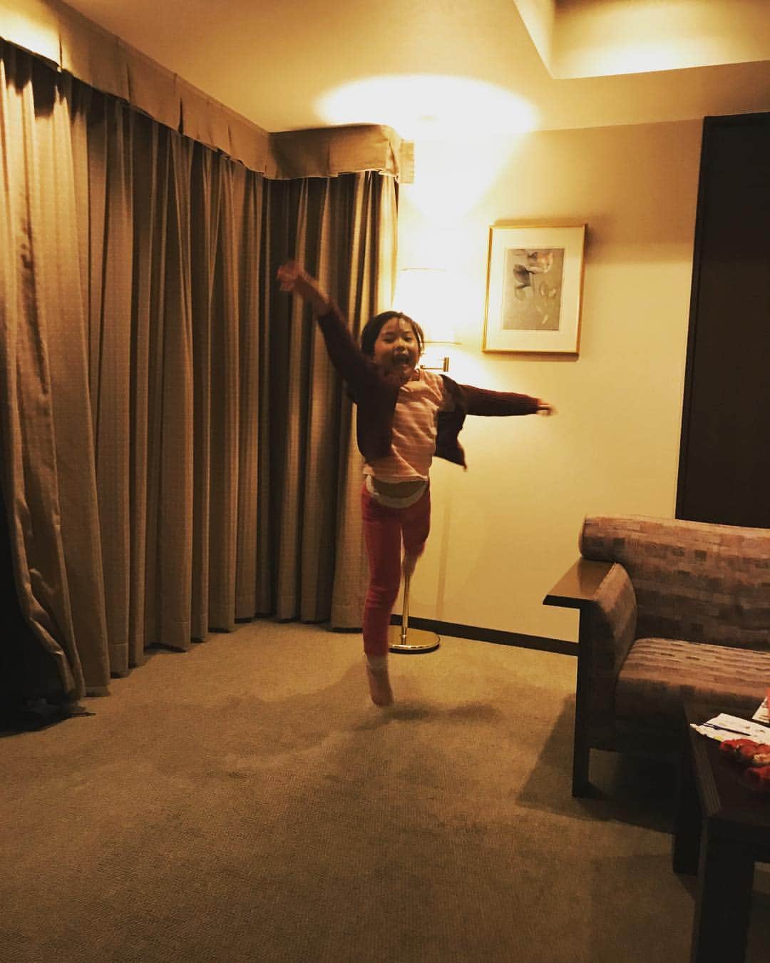五月女ケイ子のインスタグラム：「シソンヌ（バレエのほう）で年をまたぎました。本年もどうぞよろしくおねがいします。」