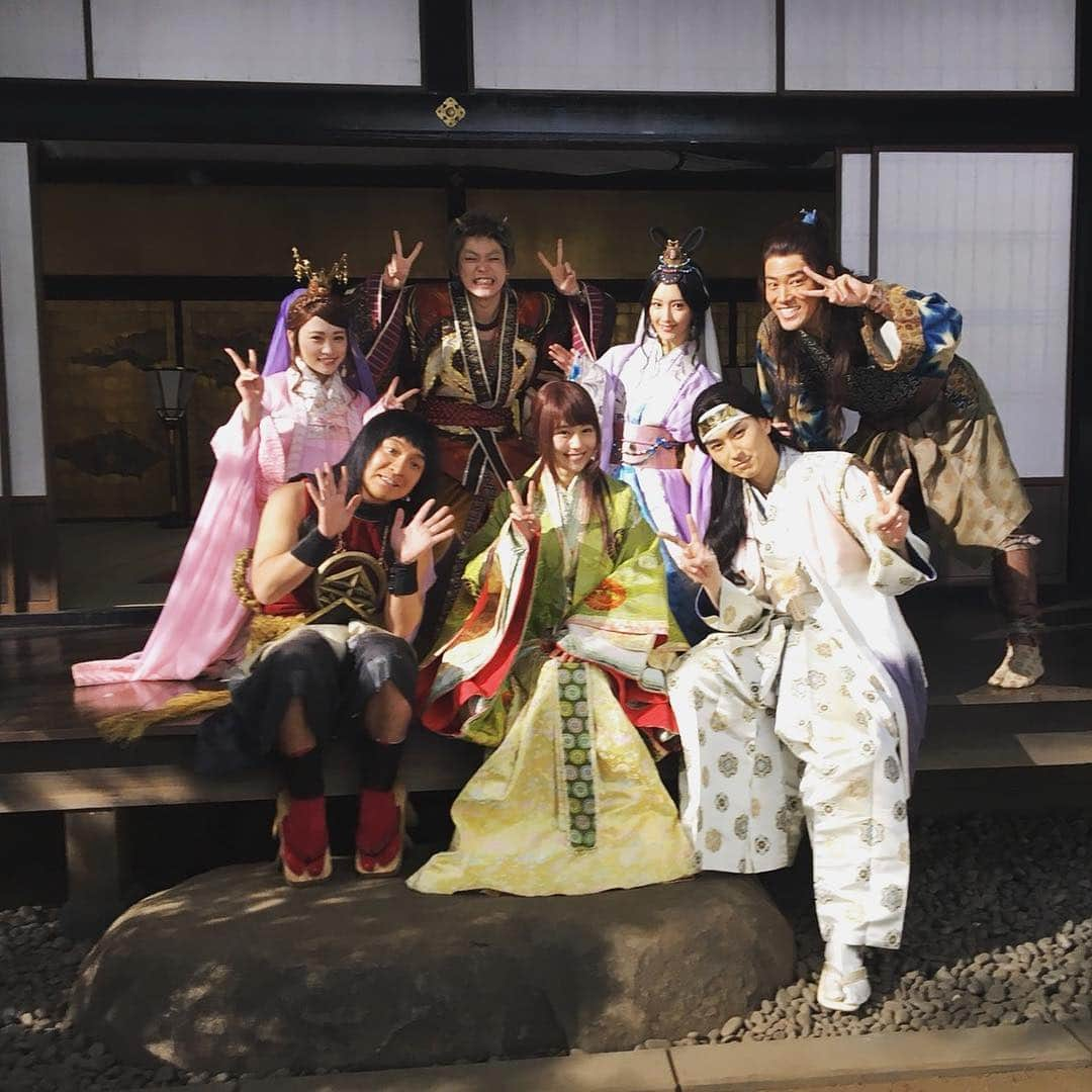 松田翔太さんのインスタグラム写真 - (松田翔太Instagram)「今年の抱負。笑って過ごすこと😊 素敵な元旦を過ごして下さいネ Taken by Hamasaki D」1月1日 18時04分 - shota_matsuda