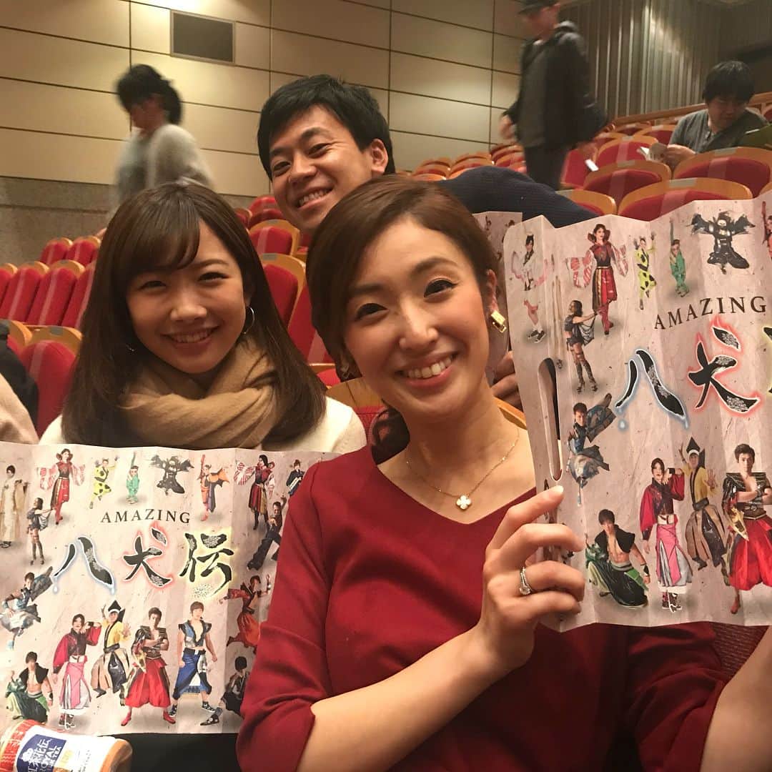 榮真樹のインスタグラム：「驚きの連続でした‼︎ サムライロックオーケストラの「アメージング八犬伝」！ 超絶パフォーマンスに感動です♫ #広島公演 #川原拓也 #ハンドバランシング #渡辺翔史 #バトントワーリング #小嶋沙耶香 #大重麻衣 #Ｊステーションメンバー」