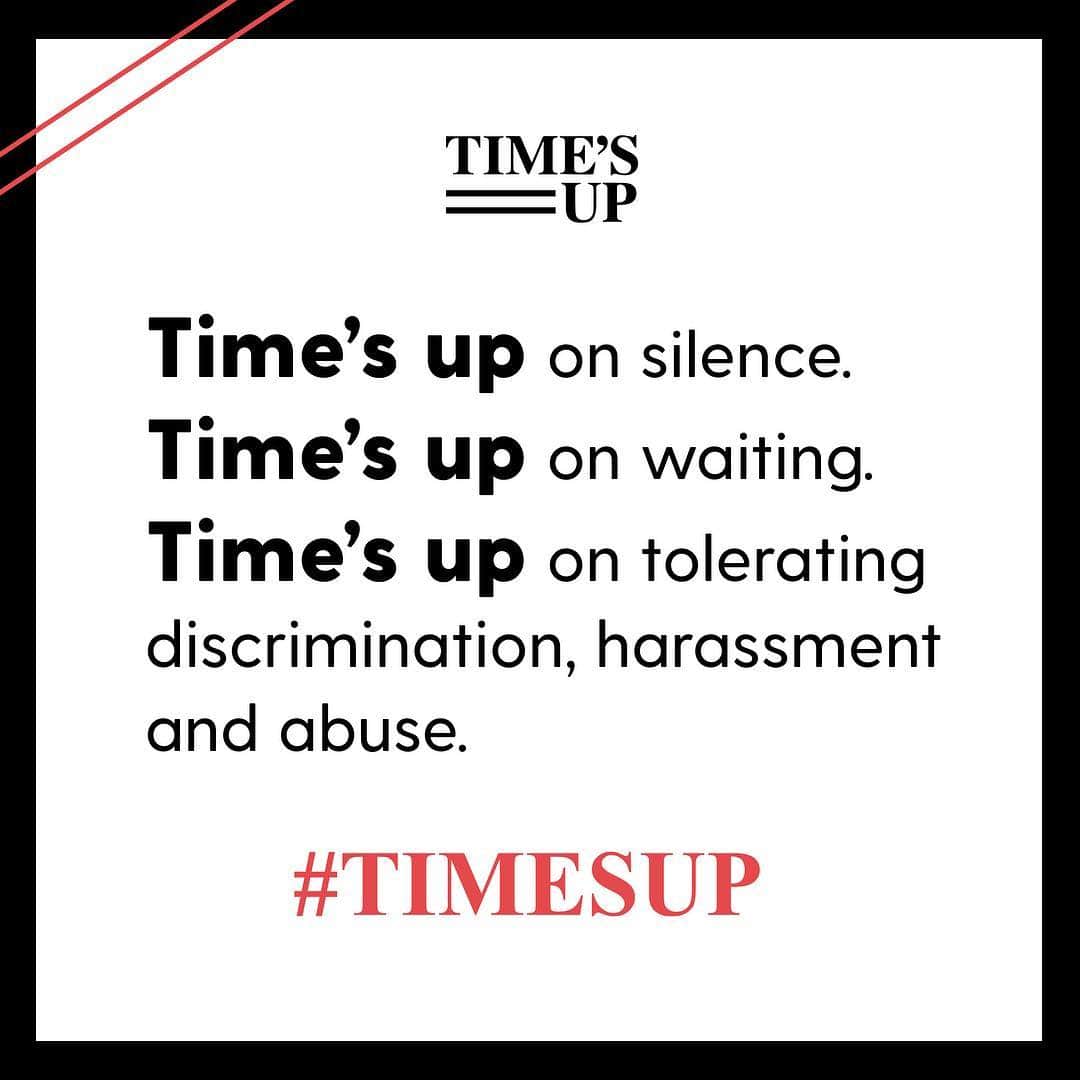 エマ・ワトソンのインスタグラム：「The clock’s been ticking on the abuse of power. I stand in solidarity with women across every industry to say #TIMESUP on abuse, harassment, and assault. #TIMESUP on oppression and marginalization. #TIMESUP on misrepresentation and underrepresentation. Sign the solidarity letter and donate to the @TIMESUPNOW Legal Defense Fund: Link in bio.」