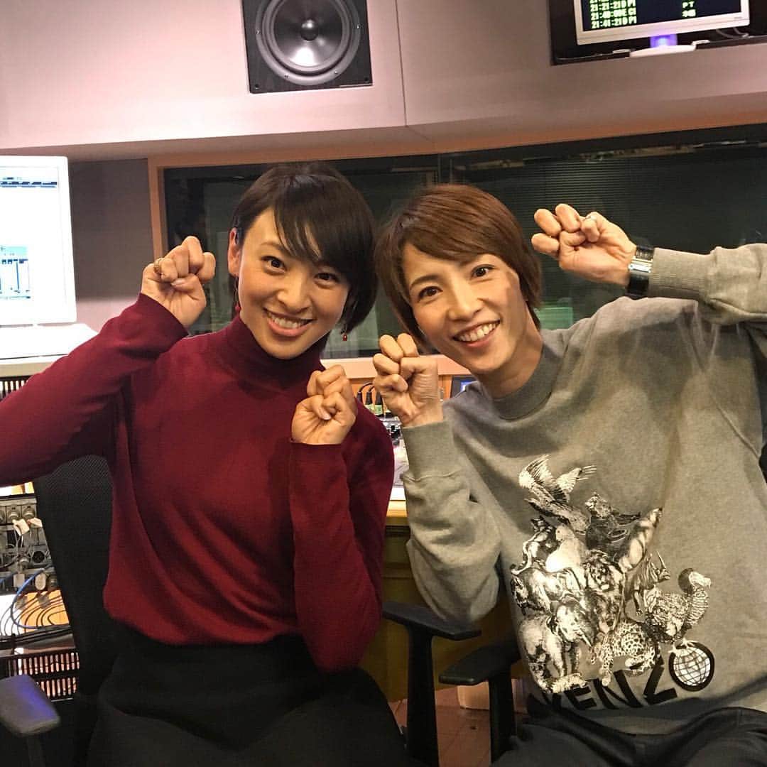 早霧せいなさんのインスタグラム写真 - (早霧せいなInstagram)「ラジオ📻ご清聴ありがとうございました！ 本日放送された『音月桂のLet's SMILE』に引き続き、来週も出演致します。 1/9（火）19:00～20:00 O.A ▼FM FUJI HP http://www.fmfuji.co.jp/  #音月桂のLetssmile #fmfuji #戌の手🐾 #来週も聴いてね #昨日ので筋肉痛😂⚾️」1月2日 20時23分 - seinasagiri_official