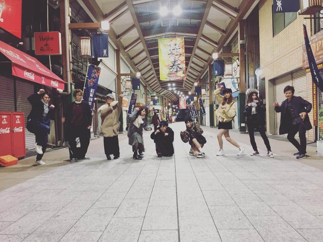椎名あずさのインスタグラム：「あけましておめでとうございます。 今年こそ絶対に幸せなオンナになりたいです〜🐶 また一年よろしくおねがいします。」