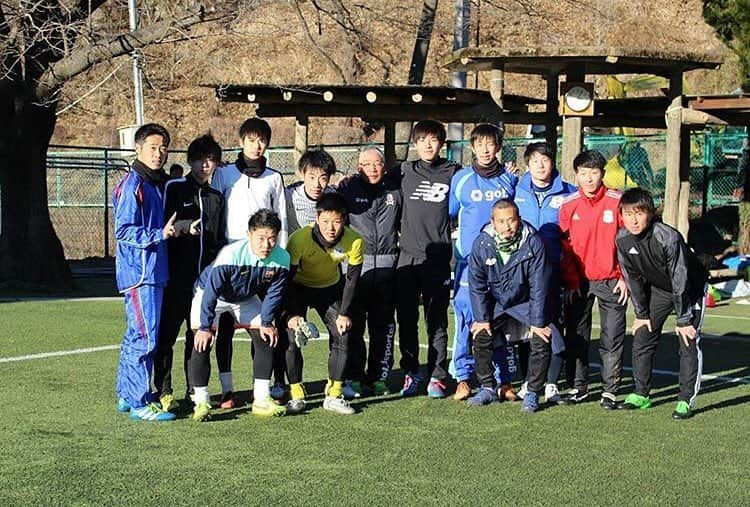 藤本寛也さんのインスタグラム写真 - (藤本寛也Instagram)「初蹴り🙇‍♂️ 小5以来に会ってサッカー楽しかった🔥 #ヴァリエ」1月3日 21時14分 - kanya_10