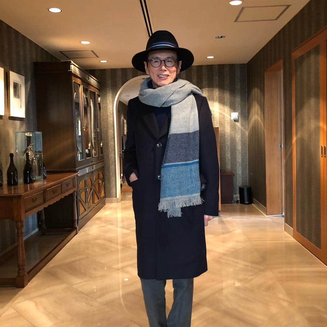 森進一さんのインスタグラム写真 - (森進一Instagram)「都内のホテルにて…」1月5日 16時42分 - morichan_desu