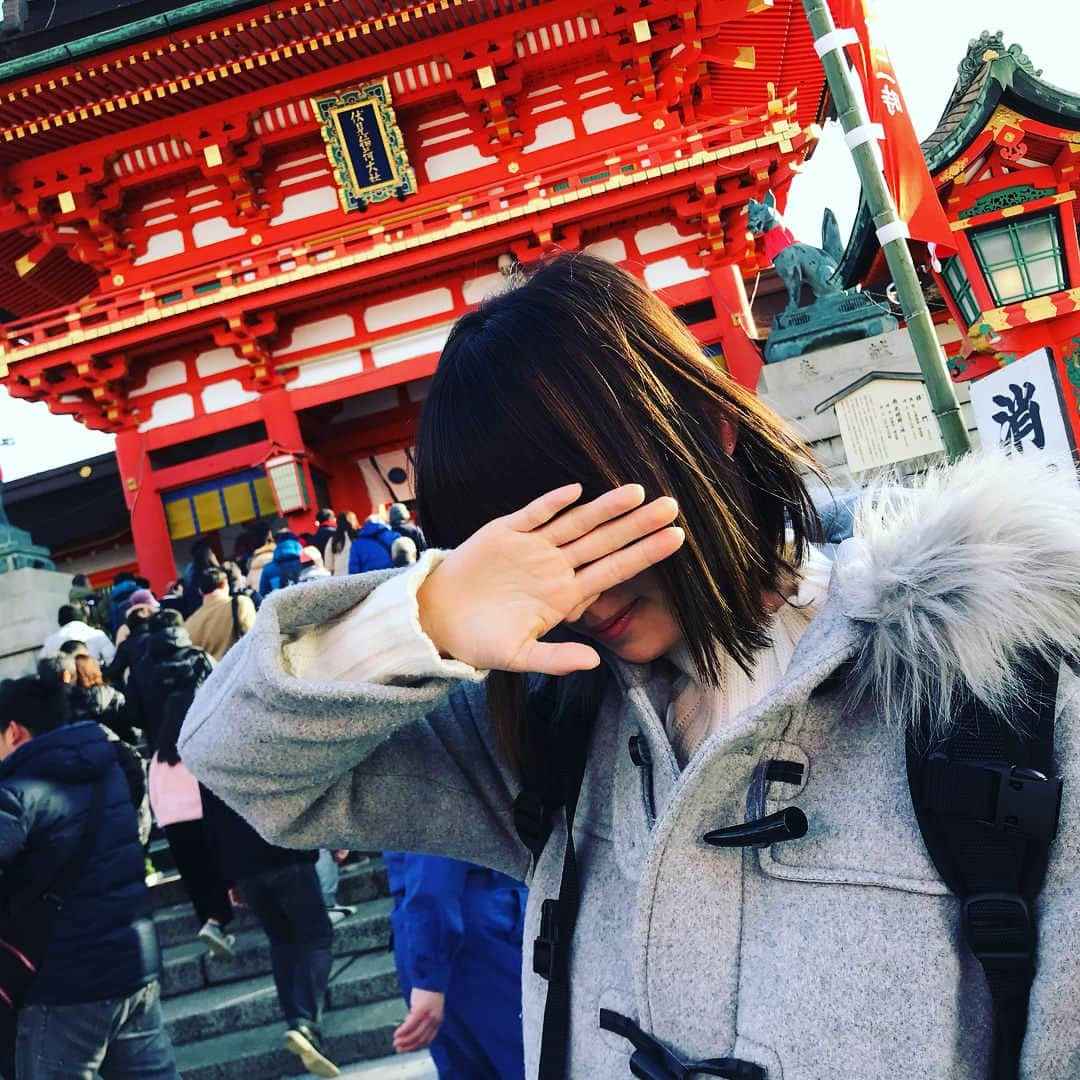 岡田奈々さんのインスタグラム写真 - (岡田奈々Instagram)「1月2日 1月3日 ゆーりちゃんと京都旅行 ⛩🍵 #伏見稲荷大社  #千本鳥居」1月5日 13時58分 - okada7_akb48_stu48