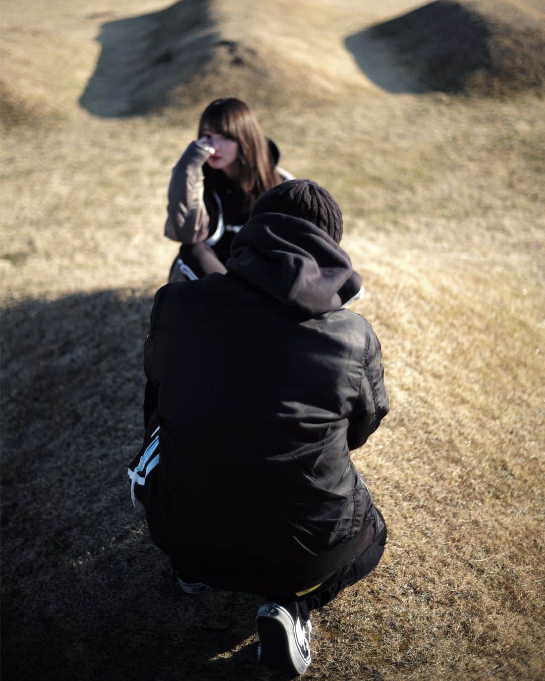 石川涼のインスタグラム：「今日はKai-youのインタビュー&撮影でにょみちゃん @nyon514 と一緒に撮影してきました。出来上がりが楽しみです。撮影はいつもこんな感じで終始和やかに進行してます。  photo by @shinocame  #にょみ#kaiyou#FR2#leica#leicacamera」