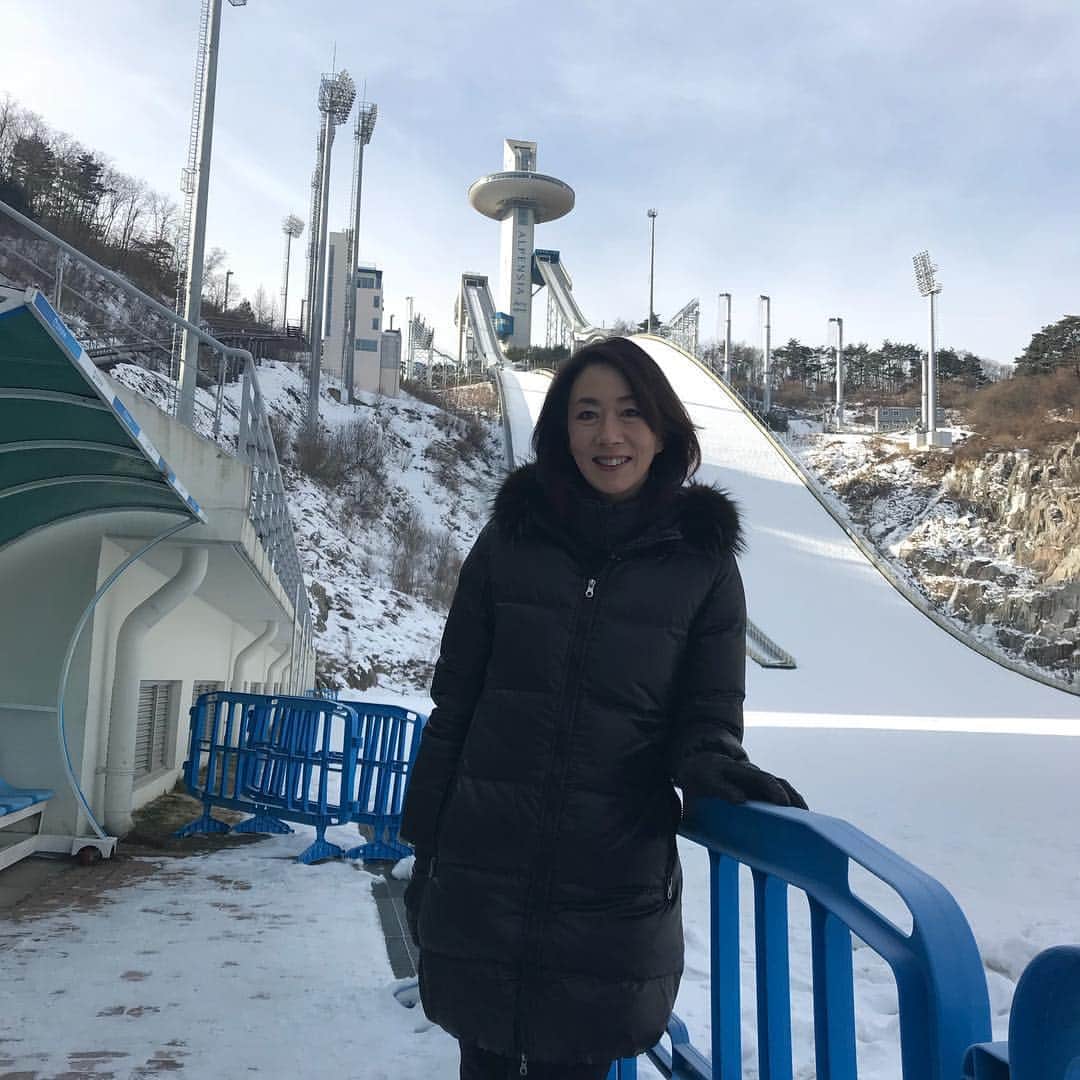 長野智子さんのインスタグラム写真 - (長野智子Instagram)「今夜の「サンデーステーション」で、平昌五輪の驚くべきテロ対策と、最高位の脱北者の初の独占インタビューを放送します！必見です！！#平昌オリンピック #韓国 #冬季オリンピック #テロ対策」1月7日 9時28分 - naganotomoko