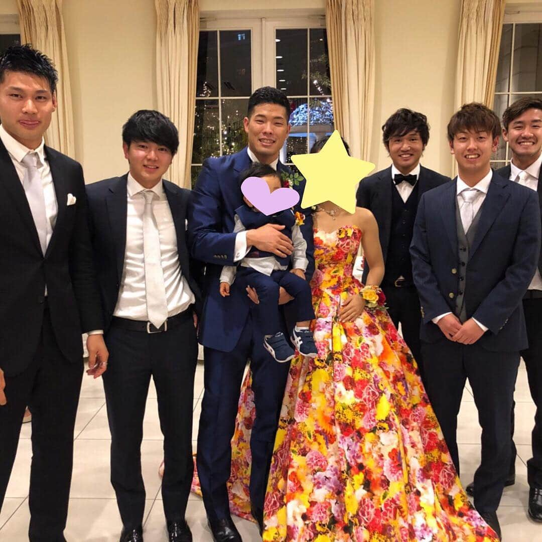 安西海斗さんのインスタグラム写真 - (安西海斗Instagram)「ゆざくん改めて結婚おめでとう😊 初めてかっこよく見えました😂笑」1月7日 12時13分 - kaitoanzai13