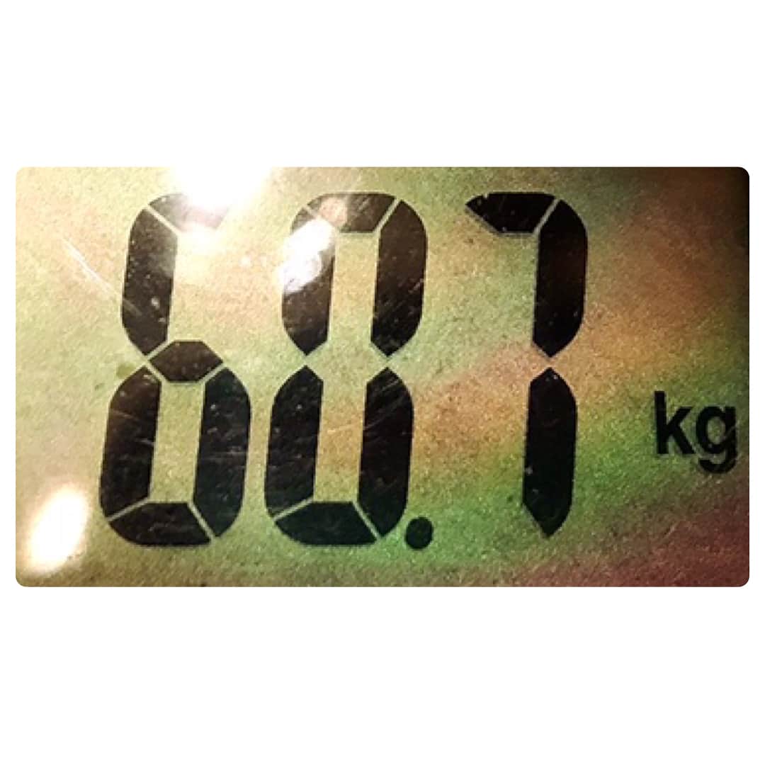 紺野栞さんのインスタグラム写真 - (紺野栞Instagram)「. . . . ダイエット始めます。 年末年始とお正月で 3.7kg体重増えた(´°̥̥̥̥̥̥̥̥ω°̥̥̥̥̥̥̥̥｀) これはやばい、やばすぎる みんな応援よろしくね……！ . . 2018年1月7日  体重→60.7kg 身長→160㎝ 目標→50kg . . . #公開ダイエット #スタート #インスタダイエット #ダイエット仲間募集 #ダイエット記録 #ダイエッターさんと繋がりたい #体重公開 #ダイエット #diet」1月7日 19時12分 - shiooo1023