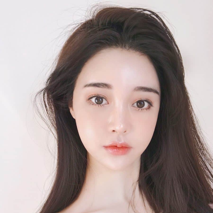 チョ・ミニョンさんのインスタグラム写真 - (チョ・ミニョンInstagram)「마르니 트렁크백 주문 폭주 너무 감사드려요.」1月7日 23時29分 - xxjominxx
