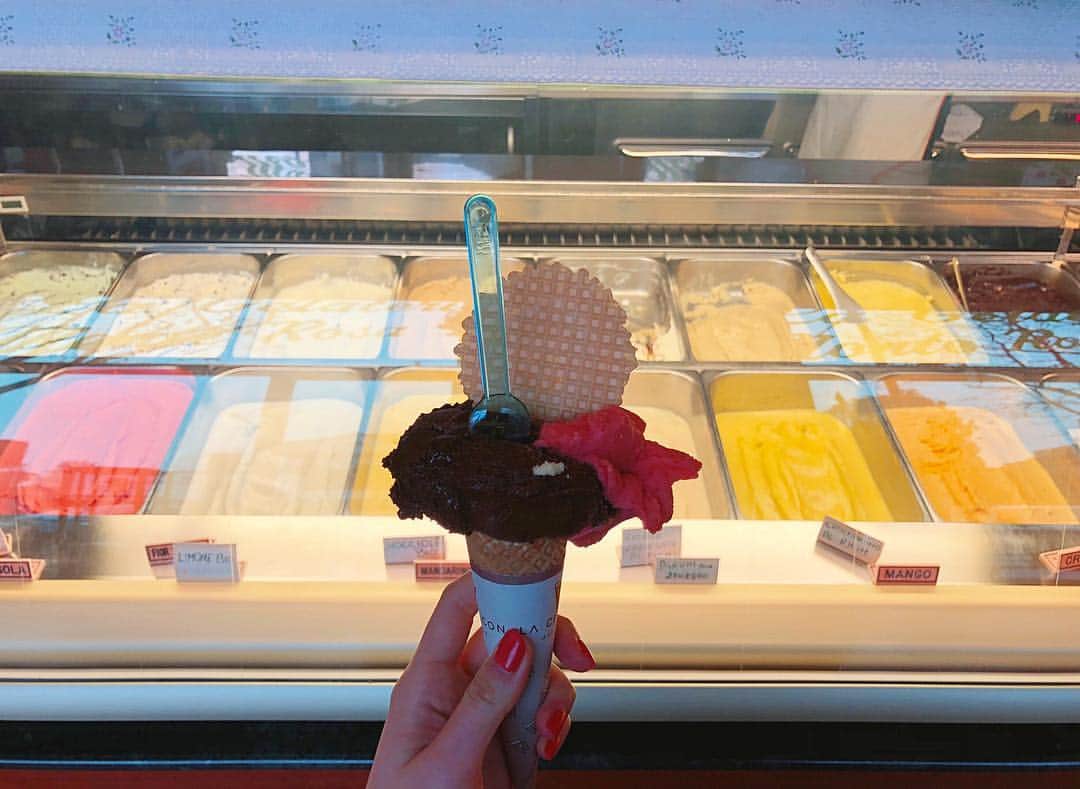 久間田琳加さんのインスタグラム写真 - (久間田琳加Instagram)「#italy #gelato #りんくま旅行記」1月8日 20時09分 - rinka_kumada0223