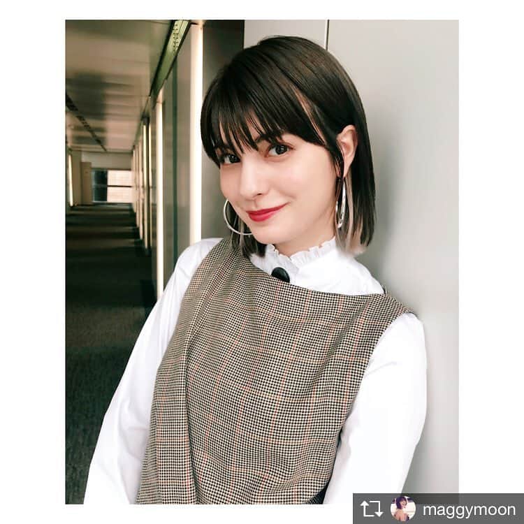 コギソマナのインスタグラム：「まーちゃん今年もよろしくねー❣️❣️❣️ 今年もきーっといい年だー㊗️㊗️㊗️🌅🌅🌅🧚‍♂️🧚‍♂️🧚‍♂️ #全身の写真のrepostのやり方わからんかったー🤧 #生足♡美脚♡だったのにー」