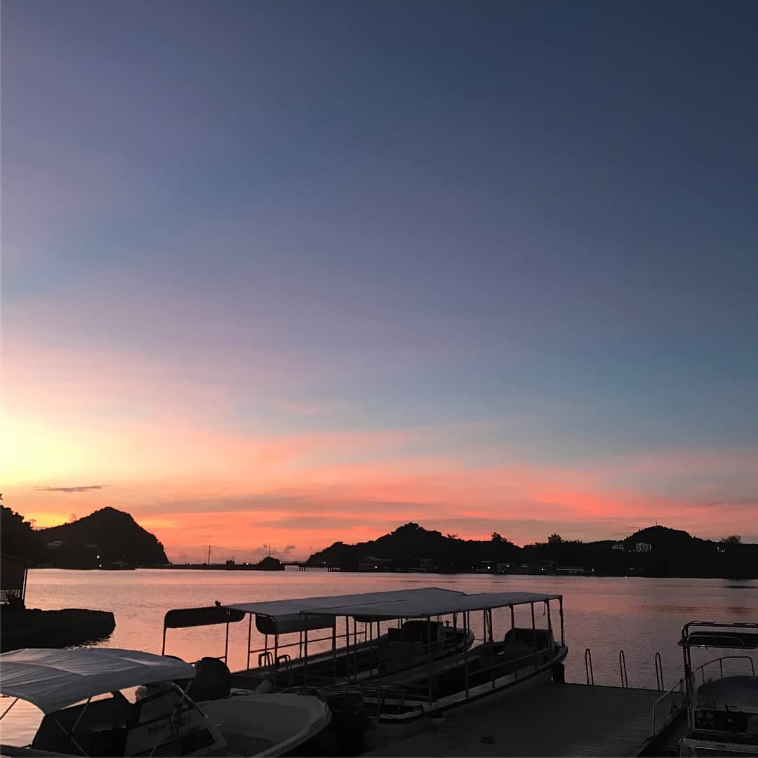 川田紳司さんのインスタグラム写真 - (川田紳司Instagram)「#お正月休み #palau #sunset」1月9日 18時29分 - shinji_kawada