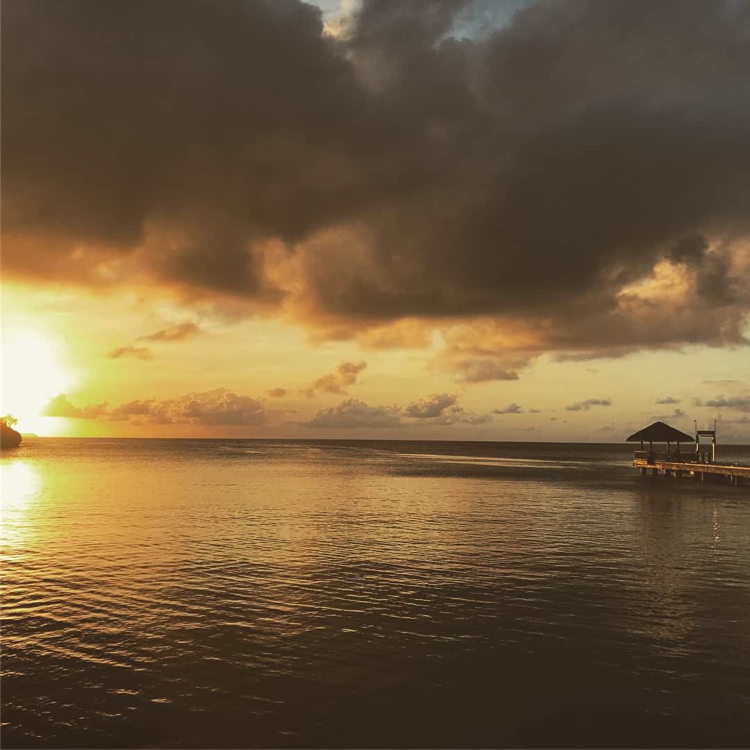 川田紳司さんのインスタグラム写真 - (川田紳司Instagram)「#お正月休み #palau #sunset」1月9日 18時29分 - shinji_kawada