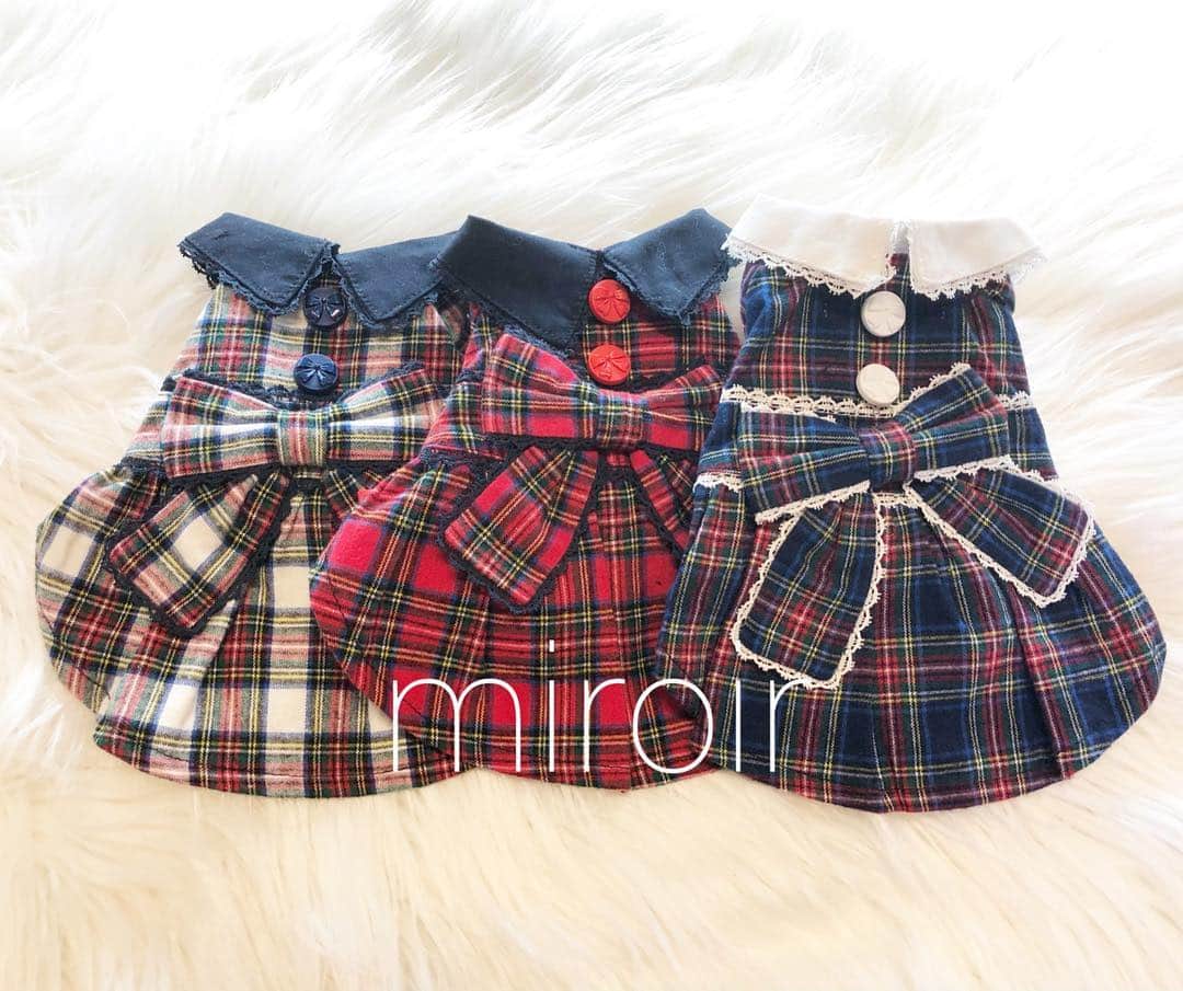 miroir ?miroir(ミロワール)?のインスタグラム：「🌟新商品のお知らせ🌟 * * ブリティッシュワンピが入荷致しました‼️ Miss BIBI南青山店・広尾店にて近所販売予定です❤️ 上品なブリティッシュスタイルのワンピースです。 ぜひ手にとってご覧下さい🐶 * * #miroir #missbibi #pet#dogstagram #doglovers #doglife #dogwear #doggoods #new#ミロワール#ミスビビ#ドッグウエア#犬服#オリジナルブランド#ドッグファッション#新商品#わんこ #トリミングサロン#南青山#広尾」