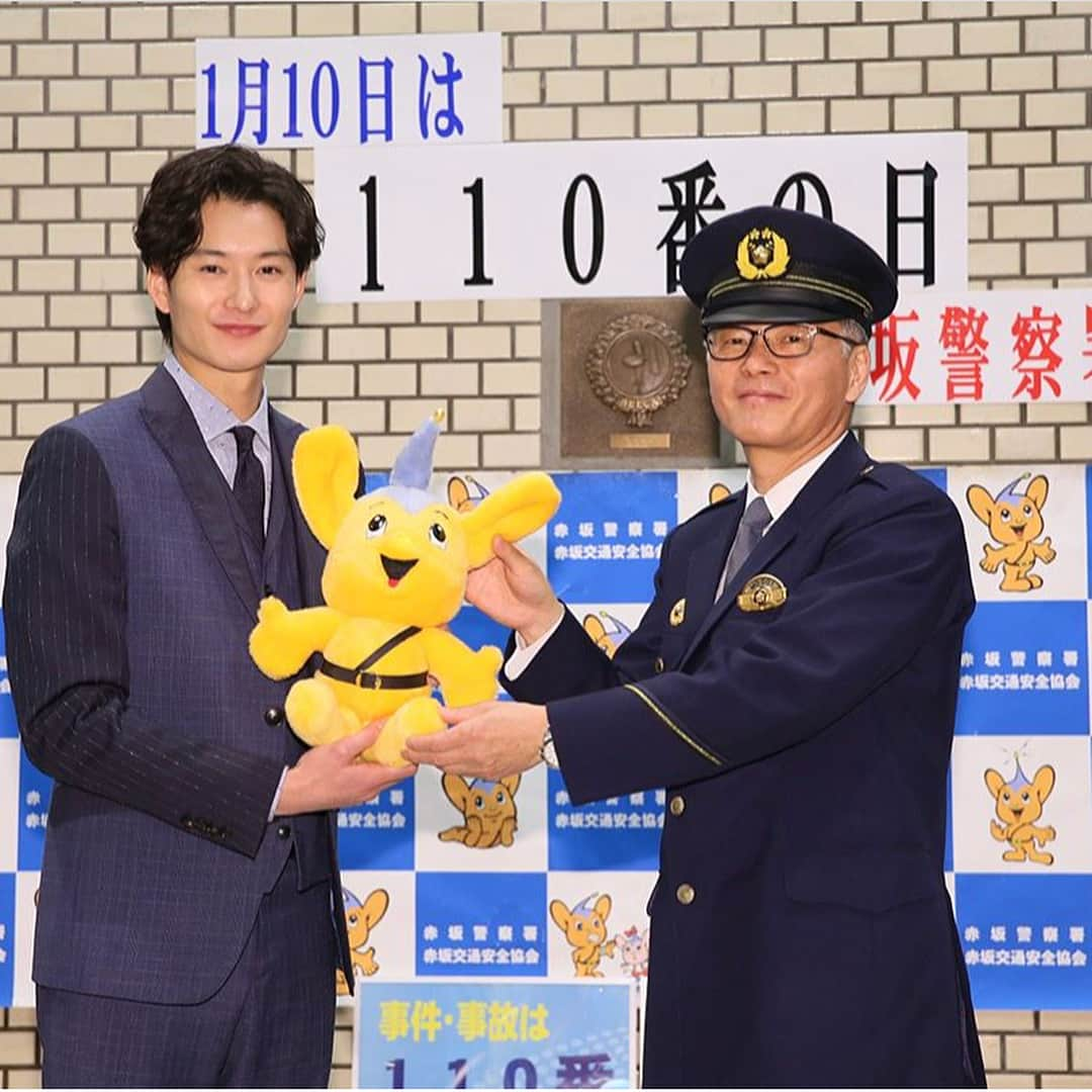 岡田将生ファンページさんのインスタグラム写真 - (岡田将生ファンページInstagram)「👮‍♂️💕 #岡田将生 #岡田将生ファンページ #okadamasaki #伊藤くんAtoE」1月10日 22時47分 - masaki.fanpage