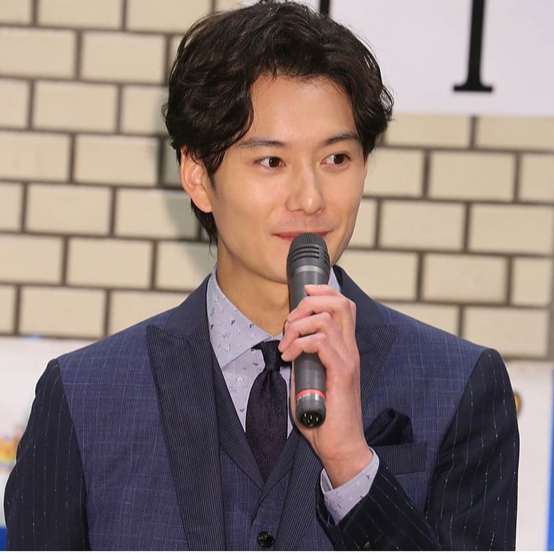 岡田将生ファンページのインスタグラム：「👮‍♂️💕 #岡田将生 #岡田将生ファンページ #okadamasaki #伊藤くんAtoE」