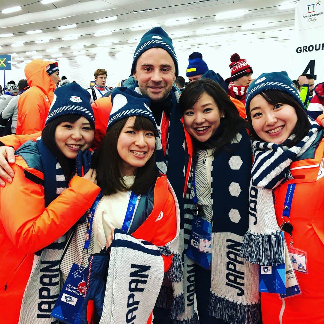 ジェームス・ダグラス・リンドのインスタグラム：「🇯🇵 🥌 at the Opening Ceremony #pyeongchang2018」