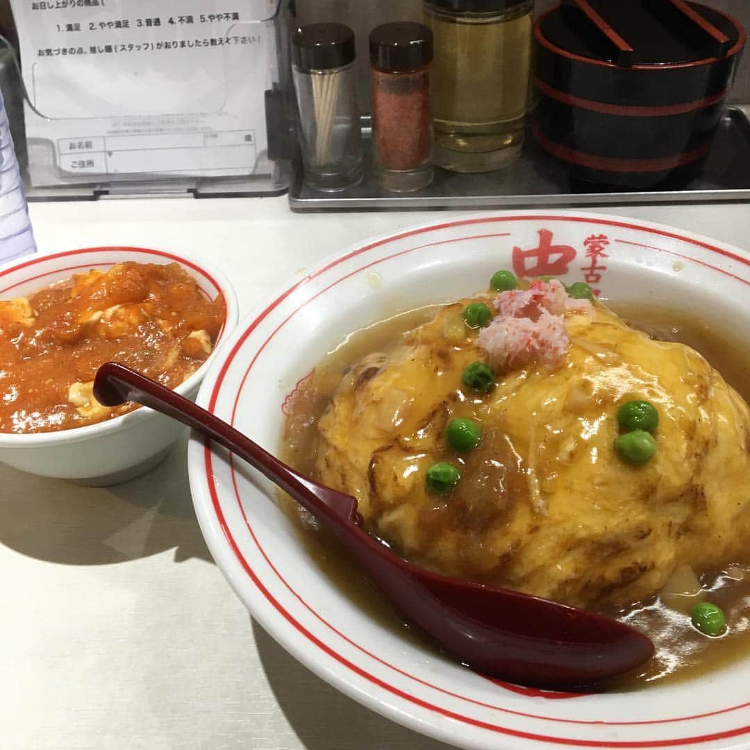 向清太朗さんのインスタグラム写真 - (向清太朗Instagram)「中本橋本店。 #天津飯 #麻婆 #蒙古タンメン中本  #美味い #最高かよ」2月6日 16時40分 - tensinmukai