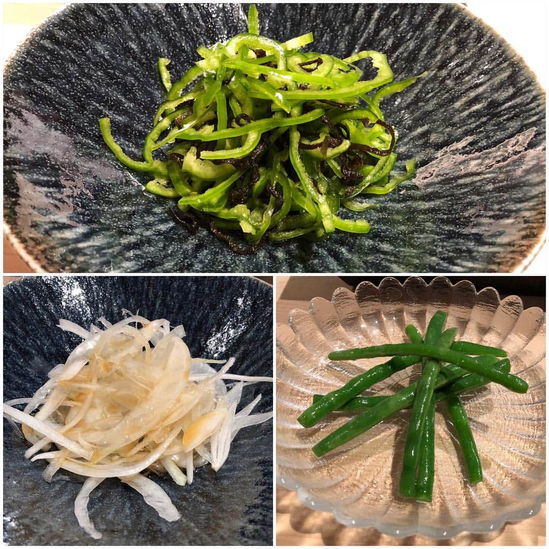 秋山具義さんのインスタグラム写真 - (秋山具義Instagram)「『はっこく』は握りが32貫出て、つまみは出ませんが、握りの合間に出るサラダが、玉ねぎだったり、インゲン豆だったり、ピーマンに塩昆布だったりと、シンプルで美味しかった〜！ #はっこく #佐藤博之 #銀座 #寿司 #鮨 #sushi #サラダ」2月7日 1時13分 - gugitter
