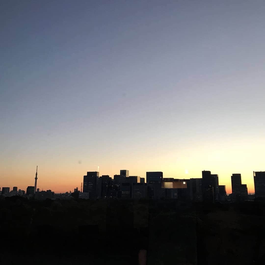 池森秀一さんのインスタグラム写真 - (池森秀一Instagram)「外が明るくなってきました！ 今からリハーサル(^ ^) #DEEN #池森秀一 #tokyomx #モーニングCROSS」2月7日 6時38分 - ikemori_shuichi