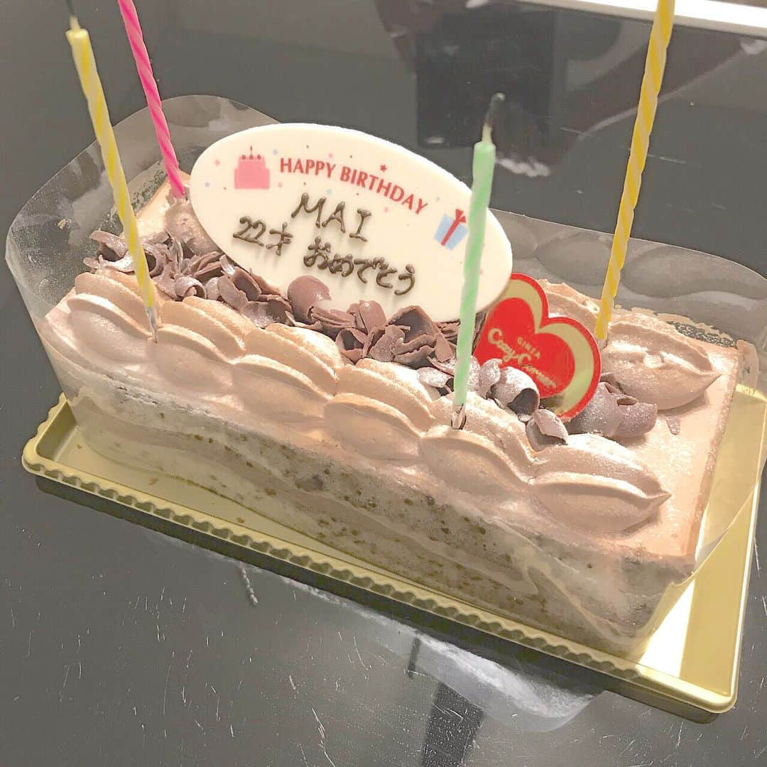 萩原舞さんのインスタグラム写真 - (萩原舞Instagram)「🎂❤︎ 今年の誕生日は色々なジャンルの ケーキを頂きました😚💛✴︎ とてもシアワセ❤︎」2月8日 8時48分 - mai_hagiwara_22462