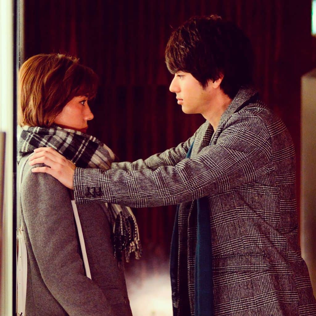 テレビ朝日 ホリデイラブ さんのインスタグラム写真 テレビ朝日 ホリデイラブ Instagram いよいよ本日 待望の第3話 スライド機能で最大限おたのしみ下さい ホリデイラブ サレ妻 仲里依紗 山田裕貴 キスシーン 杏寿の横顔が綺麗すぎて 黒井