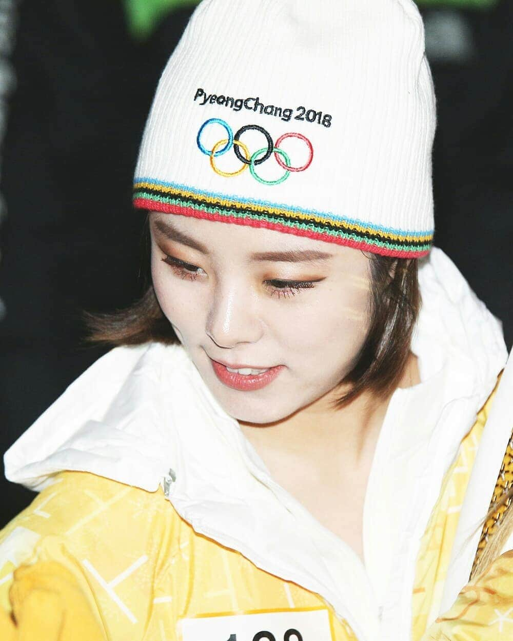 フィインさんのインスタグラム写真 - (フィインInstagram)「180116 pyeongchang olympic torch relay event #wheein」1月17日 7時15分 - mamamoo_wheein