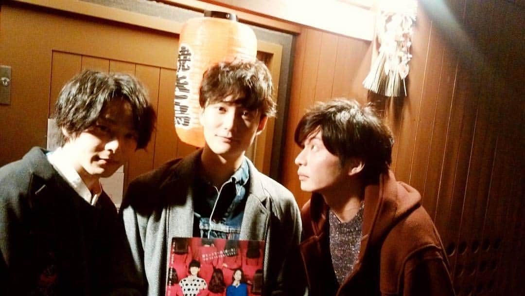 岡田将生ファンページのインスタグラム：「イケメン三銃士🙋‍♂️ #岡田将生 #岡田将生ファンページ #田中圭 #中村倫也 #okadamasaki」
