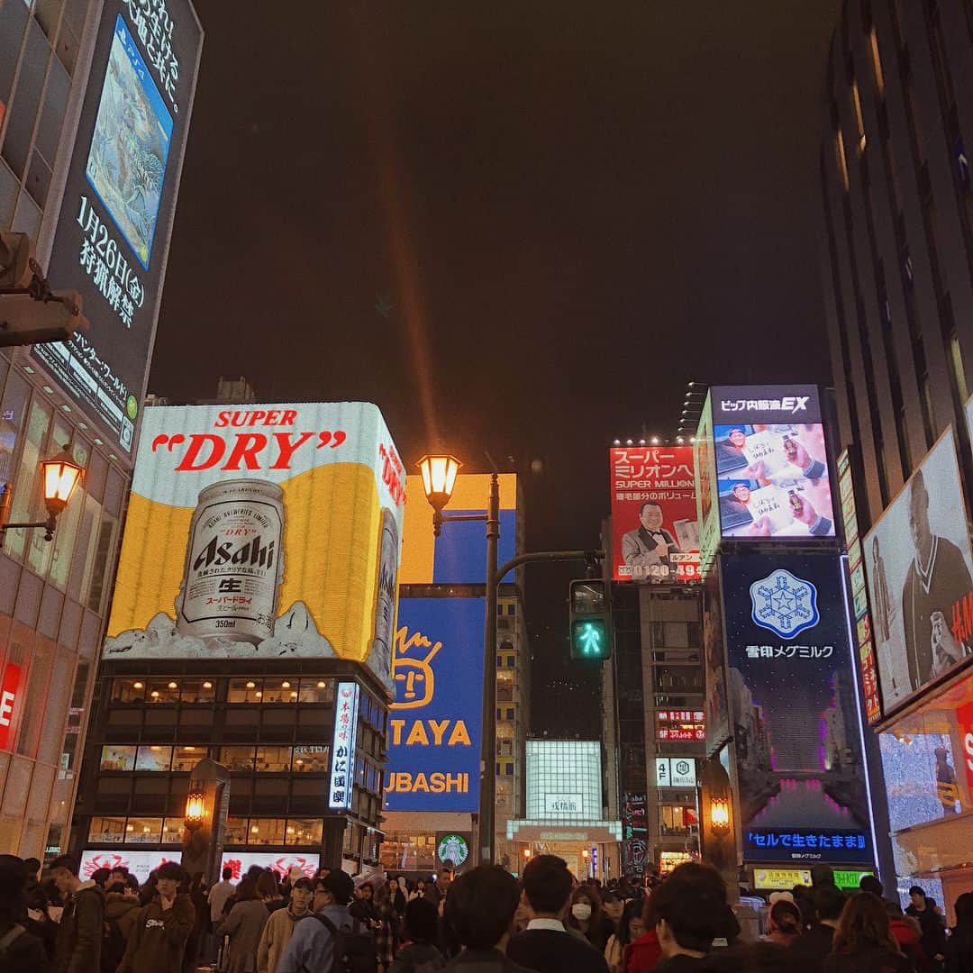 ウィ・ソンヒさんのインスタグラム写真 - (ウィ・ソンヒInstagram)「오사카 셋째날 💓 #오사카 #도톤보리 #글리코상 #성희는여행중 #성희in오사카」1月18日 12時33分 - _seong_hee