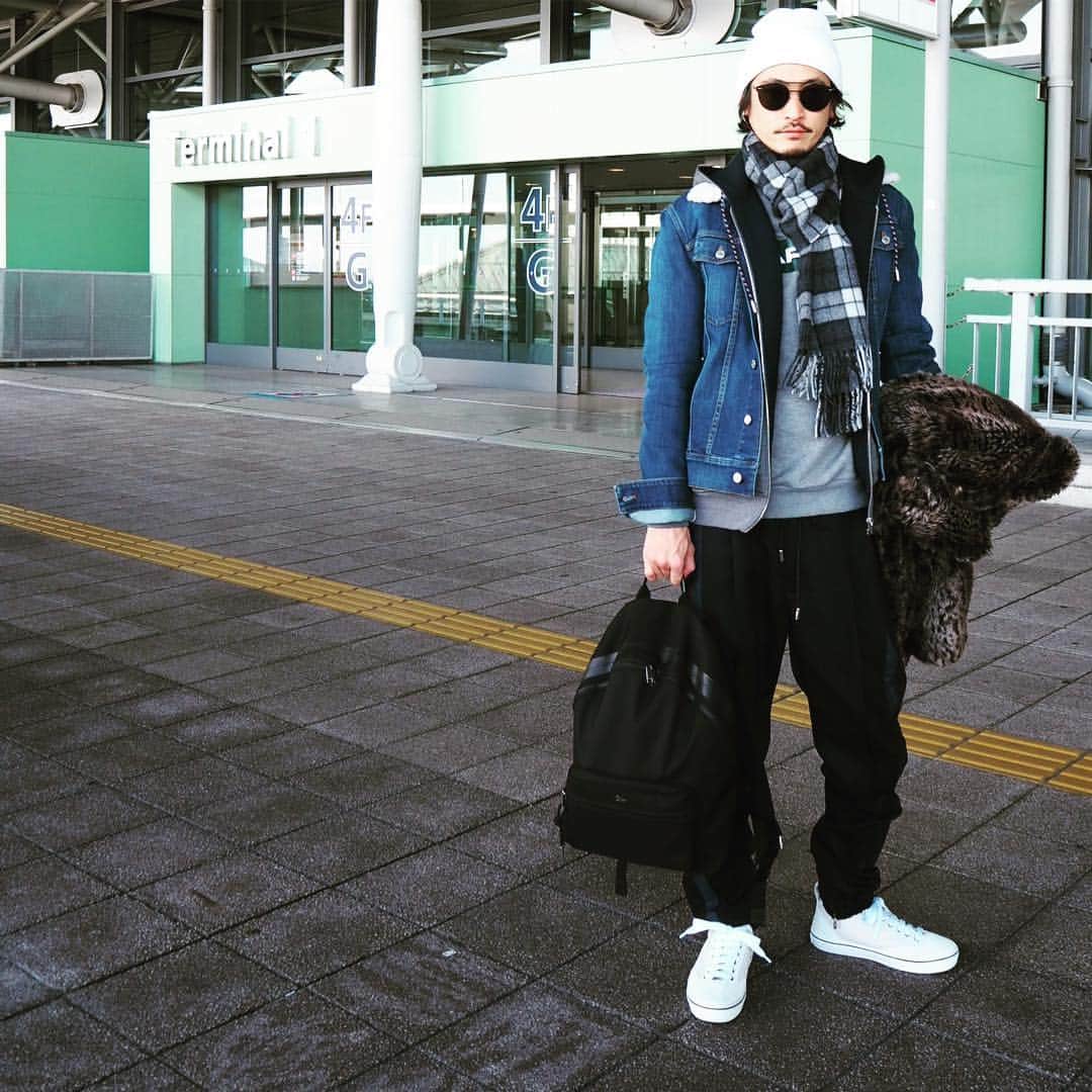 窪塚洋介のインスタグラム：「#yosukekubozuka "I'm heading to Paris"」