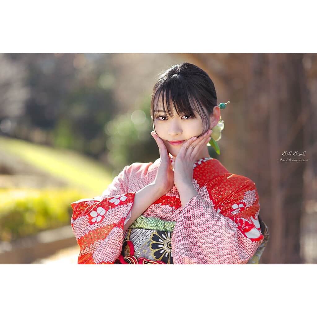 鈴木咲さんのインスタグラム写真 - (鈴木咲Instagram)「振袖写真のデータを頂きました👘  #振袖 #着物 #ポートレート #suzukisaki #shorthair #shortcut #model #follow #girl #tbt #instagood #wcw #me #japanese #asia #asiangirls #selfie #japanesestyle #japanesegirl #shorthair #instagravure #gravure #portrait #beauty #style #makeup #cool #glam #love #girl #hair #hairmake」1月18日 11時25分 - sakisuzuki1103