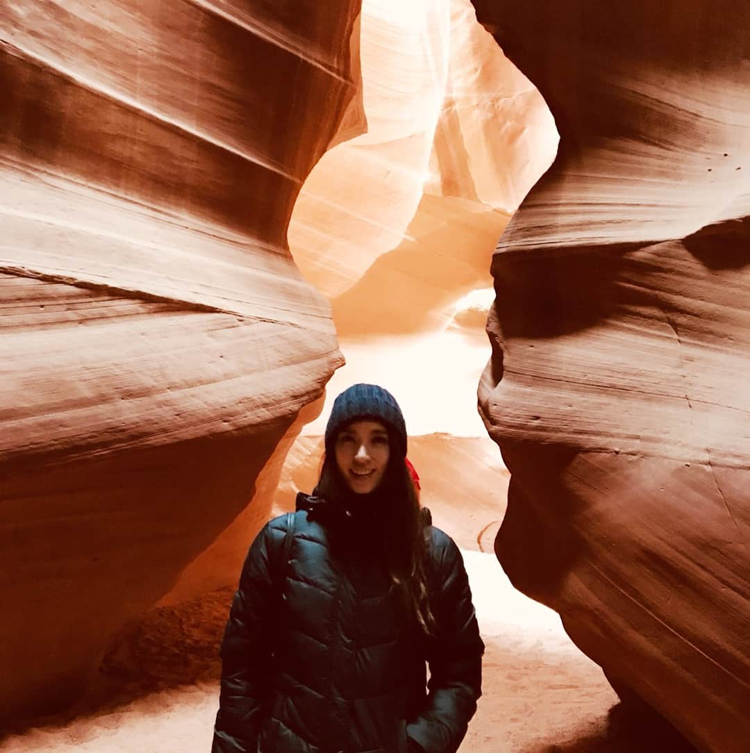 波音ステファニーさんのインスタグラム写真 - (波音ステファニーInstagram)「#antelopecanyon #arizona #アンテロープキャニオン #アリゾナ州#絶景#大自然 #波音ステファニー #テンカラット #テンカラットプリューム」1月19日 8時21分 - stephaniehannon