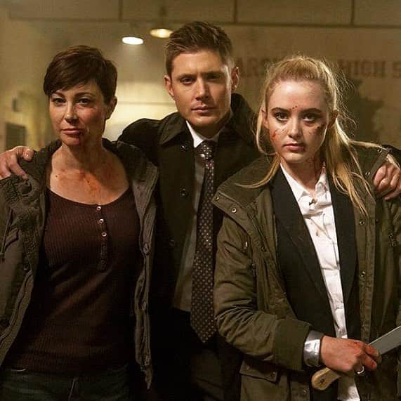 ジェンセン・アクレスさんのインスタグラム写真 - (ジェンセン・アクレスInstagram)「Make sure to watch the return of #supernatural and our #waywardsisters tonight on @cw_supernatural  #LadiesKickAss」1月19日 6時58分 - jensenackles