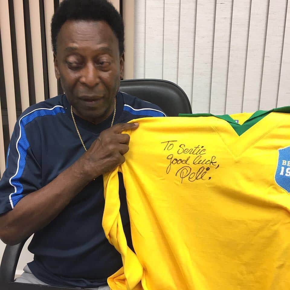 グレゴリー・セルティッチのインスタグラム：「Thanks for the support Your Majesty @pele 👑⚽️🇧🇷 #pele #brazil #king #selecaobrasileira #legende」