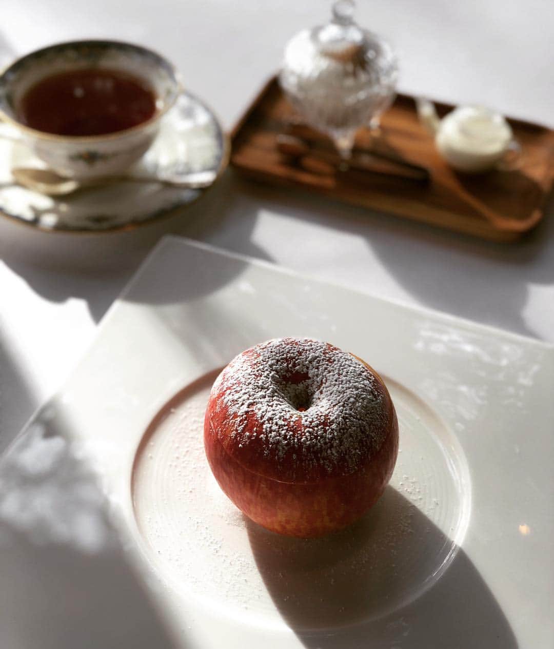笛木優子のインスタグラム：「🍎 ジャンプ。」