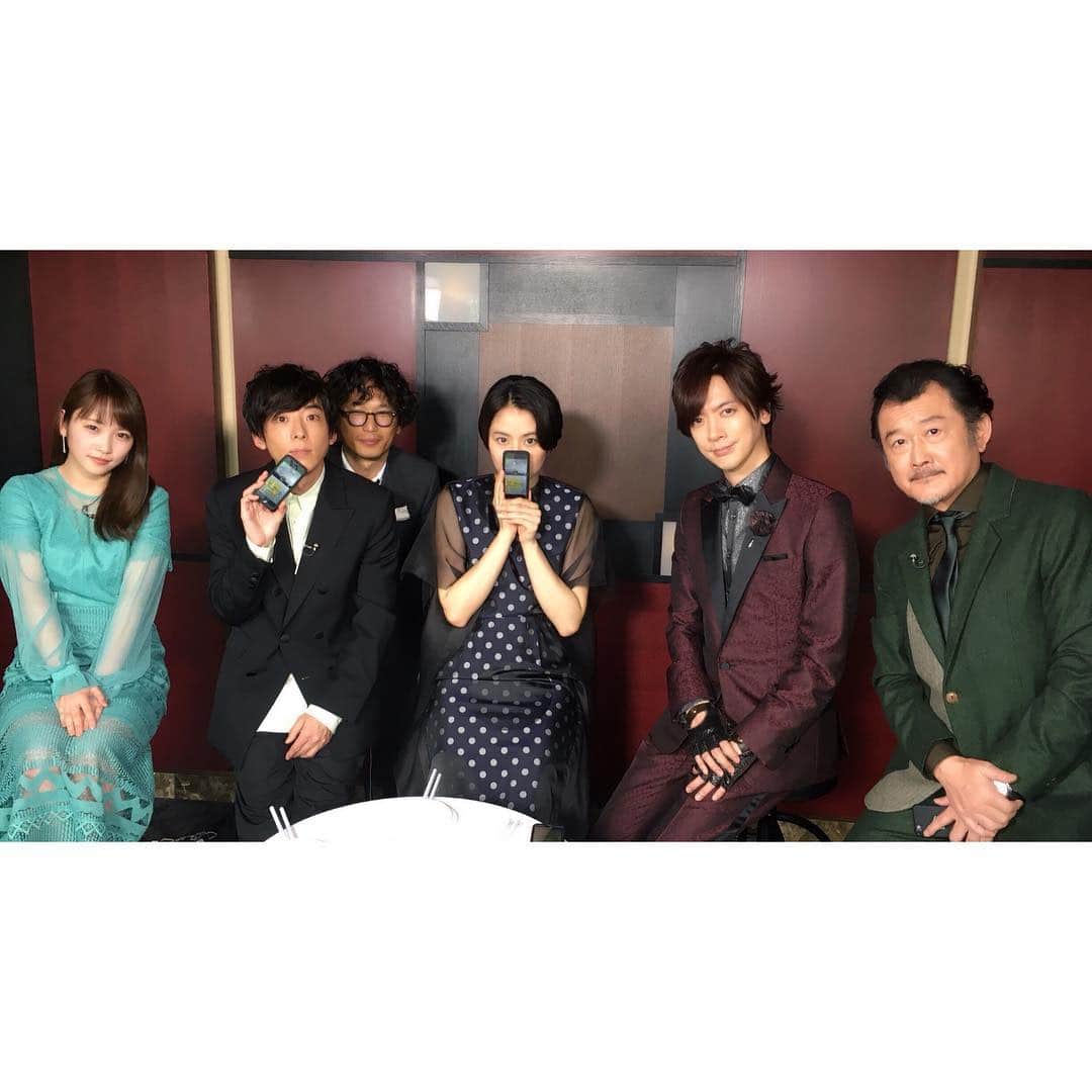 映画「嘘を愛する女」のインスタグラム：「. \祝！#嘘愛 初日/ 映画『嘘を愛する女』本日ついに公開となりました‼️すでに映画を観てくださった方もたくさん🤣ありがとうございます！多くの方に観ていただけたら嬉しいです👀💕映画の感想もお待ちしております🙏  #嘘を愛する女 #長澤まさみ #高橋一生 #DAIGO #川栄李奈 #吉田鋼太郎  #嘘愛CP」
