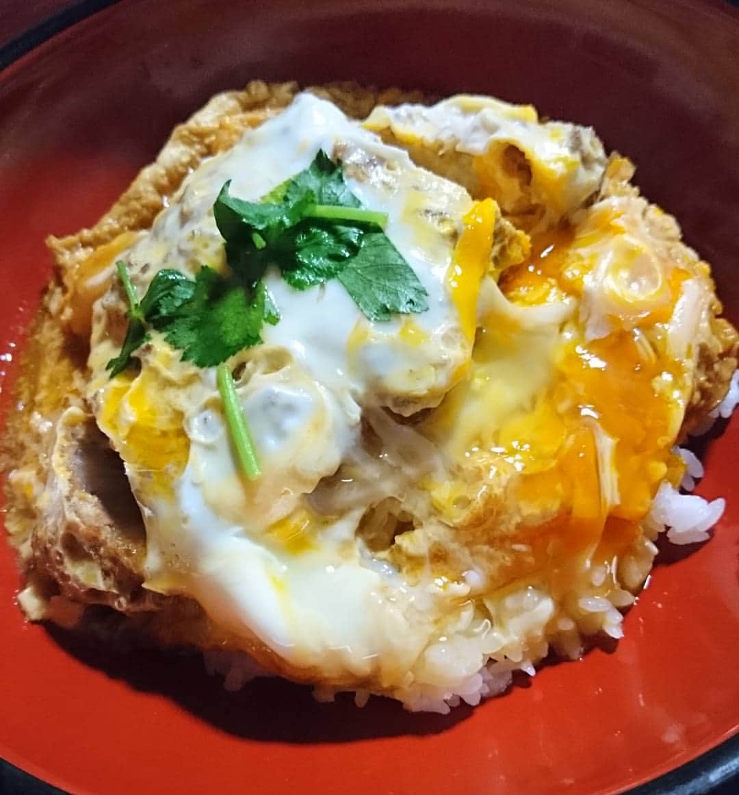 ムーディ勝山のグルメインスタ