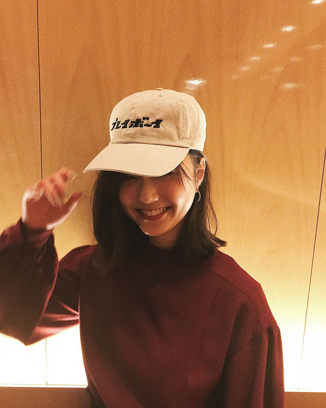 鈴木友菜さんのインスタグラム写真 - (鈴木友菜Instagram)「プレイボーイキャップ🧢 BEAMSで購入できるみたいですっ、かわいぃぃい #プレイボーイ #BEAMS」1月20日 14時57分 - yuuna_suzuki