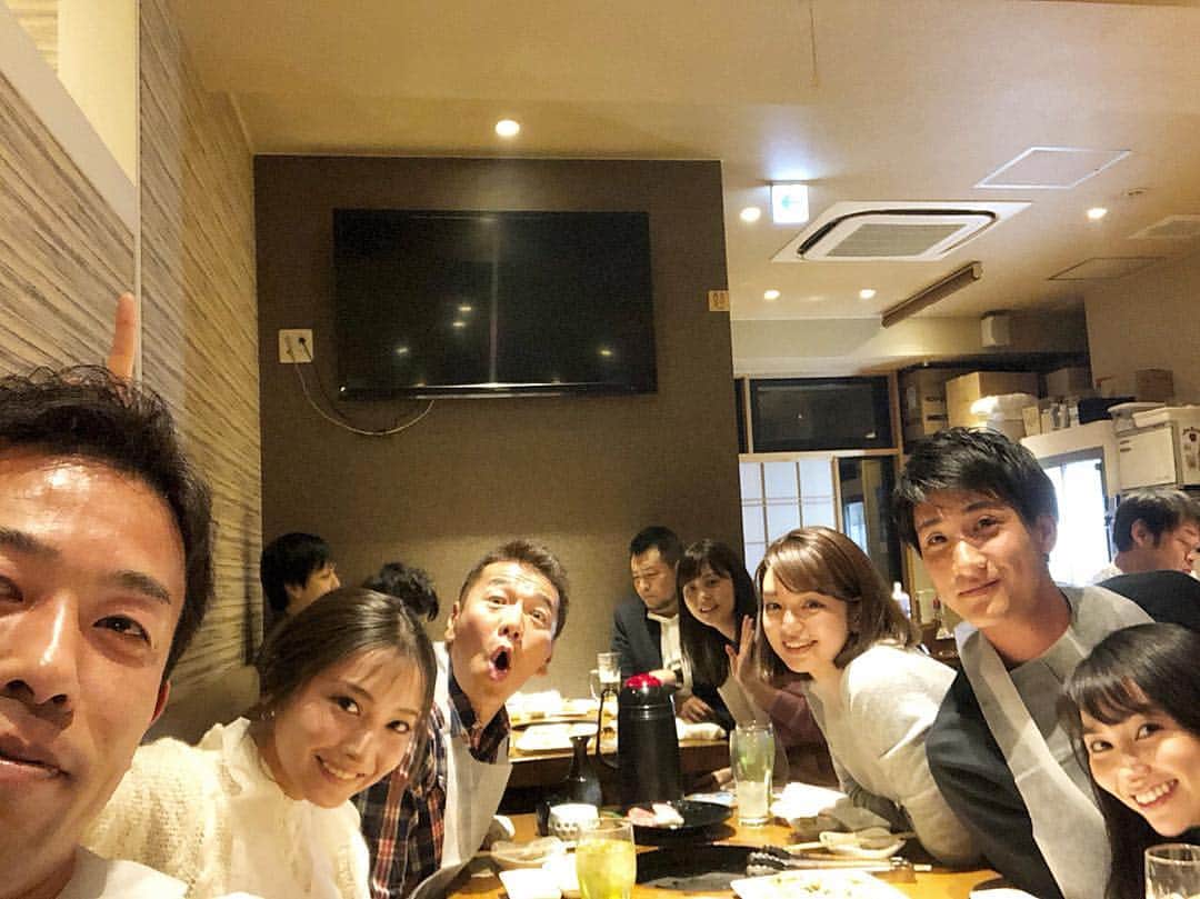 大石絵理のインスタグラム：「Going! family💙💛🧡❤️💜💗 上田さん、赤星さん、サトリナアナ、後藤アナ、山本アナ、杉野アナとスタッフの皆さん😘 #going #goingsportsnews」