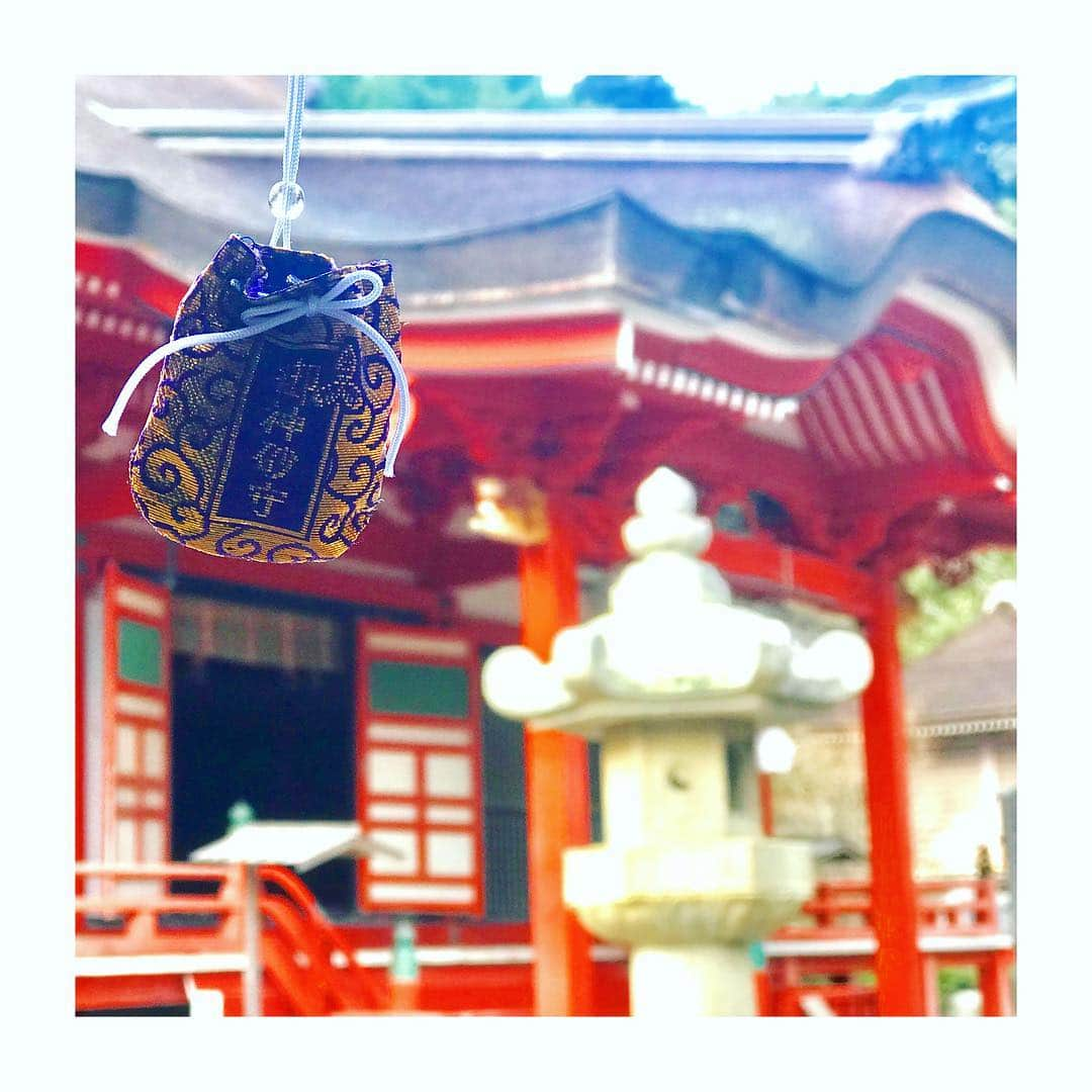 d-iZeさんのインスタグラム写真 - (d-iZeInstagram)「日御碕神社では 秘密のお守りを。 砂のお守りください、って 直接言わないと出て来ないので 行く人は是非。 #dizepop #出雲 #lastweek」1月21日 16時01分 - dize1104