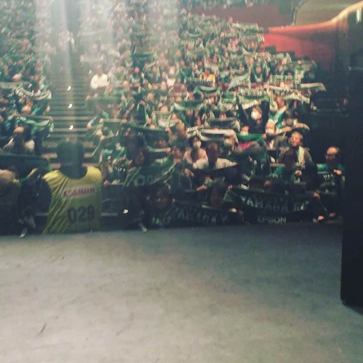 村山智彦のインスタグラム：「ㅤㅤㅤㅤㅤㅤㅤㅤㅤㅤㅤㅤㅤ #新体制発表会 #松本山雅FC #やっぱり異常 #最高かよ #今年はたくさん聞けるように #明日からみんなキャンプ #俺はJISS #開幕戦で会いましょ #ユニホームの着心地の良さ #是非お買い求めを笑」