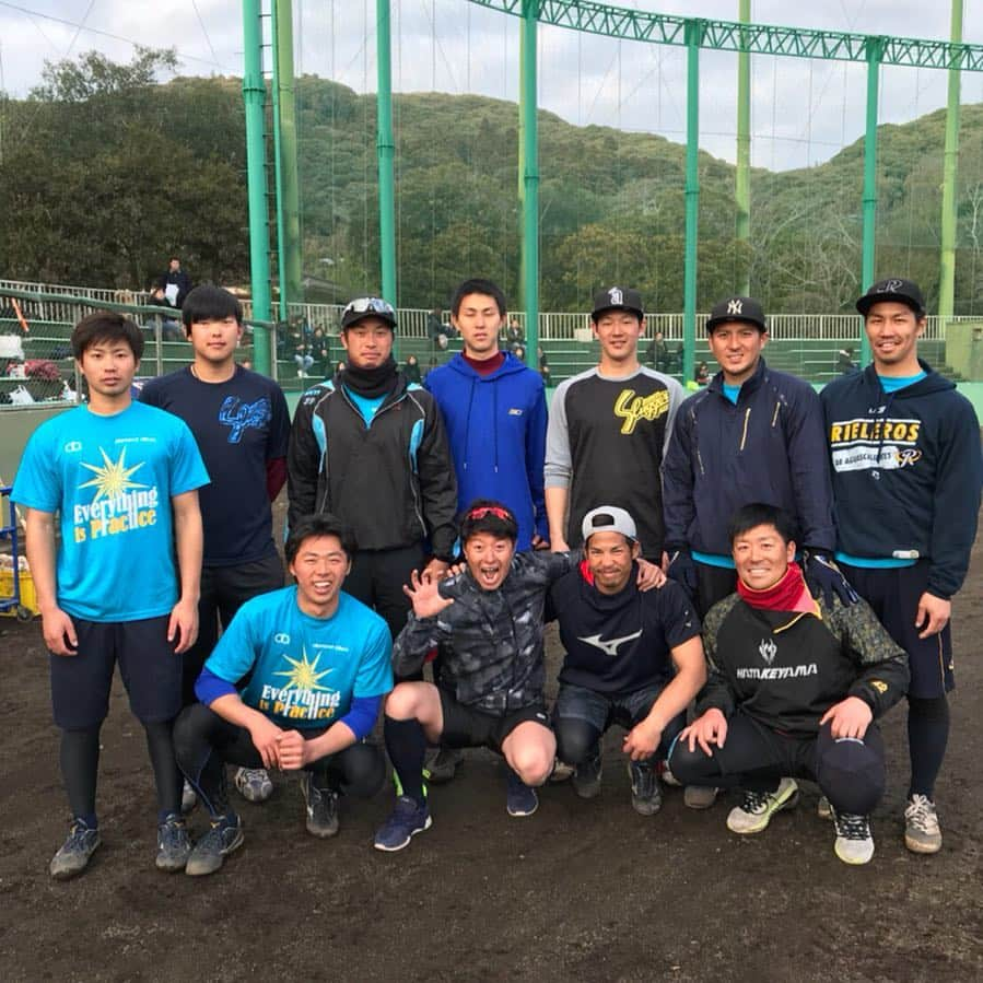 井野卓さんのインスタグラム写真 - (井野卓Instagram)「館山自主トレ日程終了！ これからそれぞれ勝負！  見た目、人狼。 中身、市民。が多すぎる！笑」1月22日 21時25分 - suguru.ino63