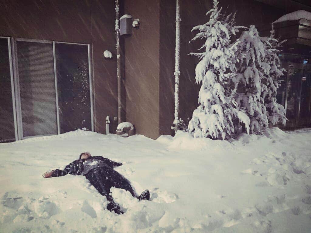 熊本アイさんのインスタグラム写真 - (熊本アイInstagram)「雪の日、 #snow #キズマシーン」1月23日 2時38分 - eye.1010