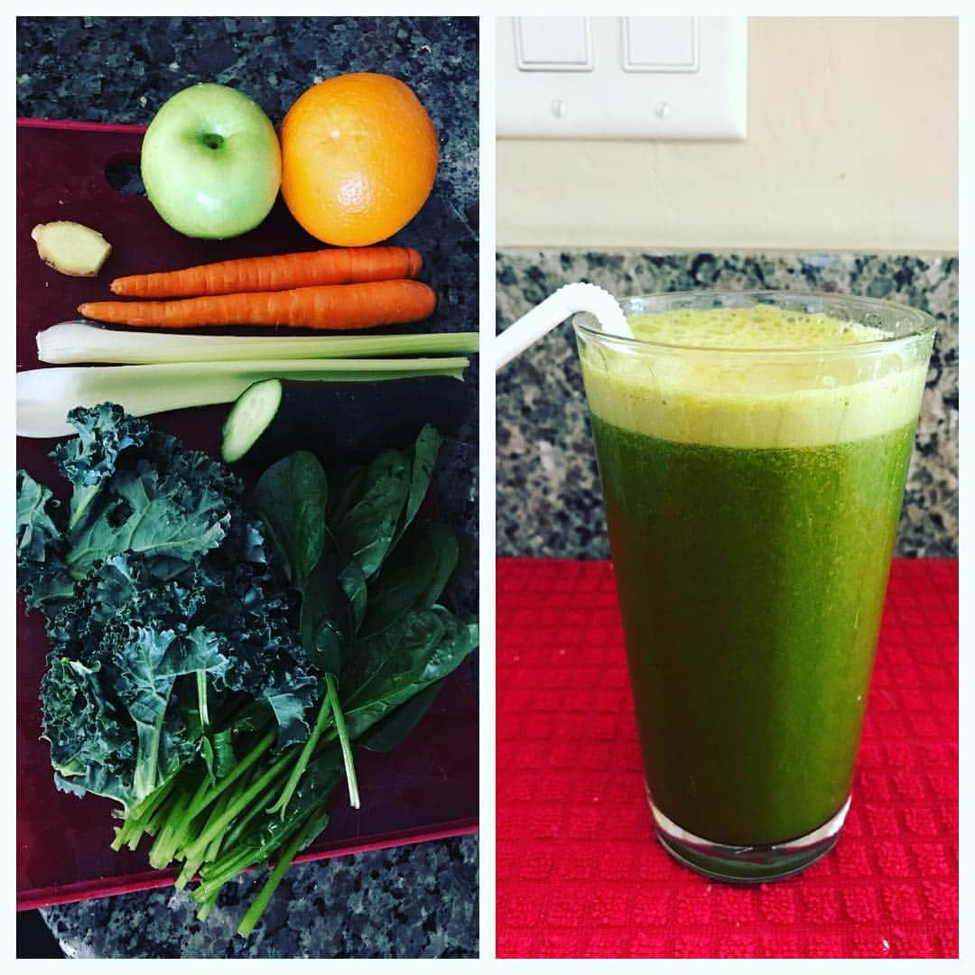 アリー・ヘイズのインスタグラム：「Loving this juicing stuff! Yum 👅」