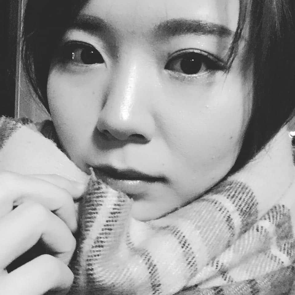 柳川あいのインスタグラム：「#モノクロ #自撮り #これから #渋谷にくりだすよっ!!」