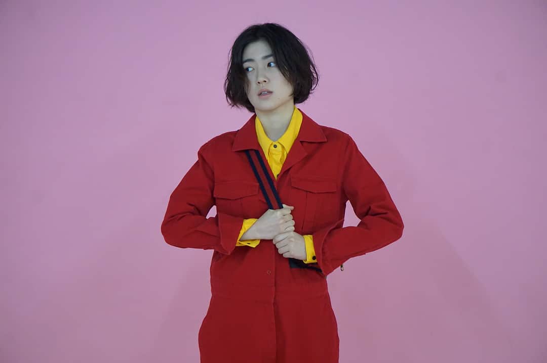 シム・ウンギョンのインスタグラム：「Dazed #촬영중에」