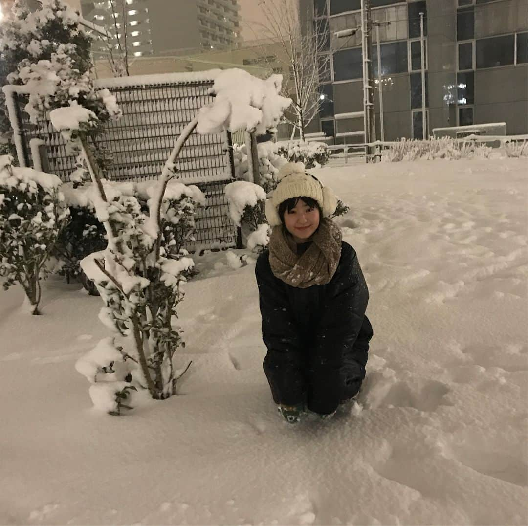 金城成美さんのインスタグラム写真 - (金城成美Instagram)「#雪 #snow #amazing #perfect #fantastic #inspiration #useful #instablog #telikeforlike #happy #yummy #instagood #diy #cool #amazing #fashion #tendency #tutorial #blogger #bomdia #moda #followme #nice #ttinstagram #diy #tutoriais #style #tips #love」1月26日 2時19分 - kinjo_narumi